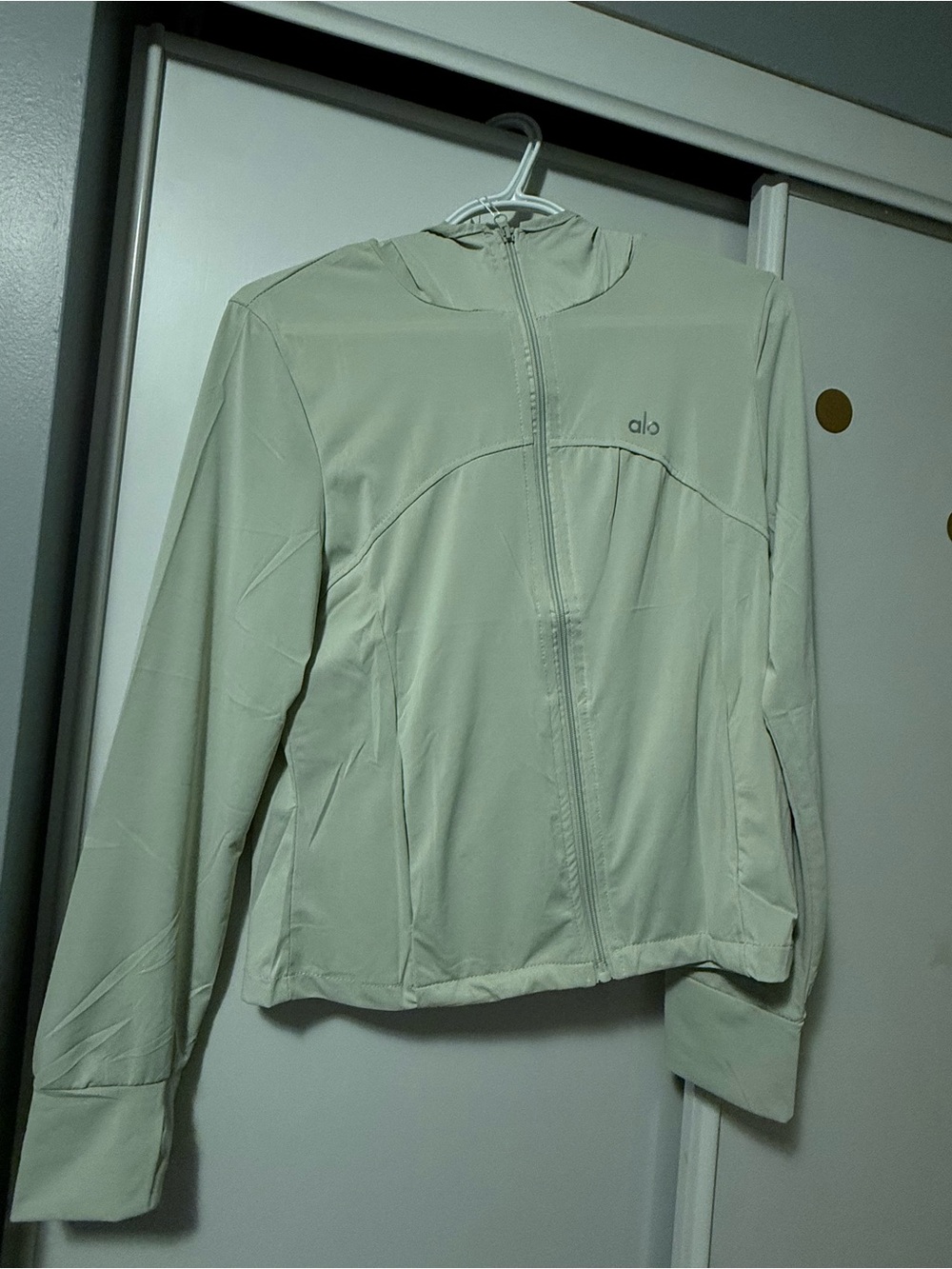 ALO Yoga Lightweight Sage Green Zip-Up Hooded Jacket